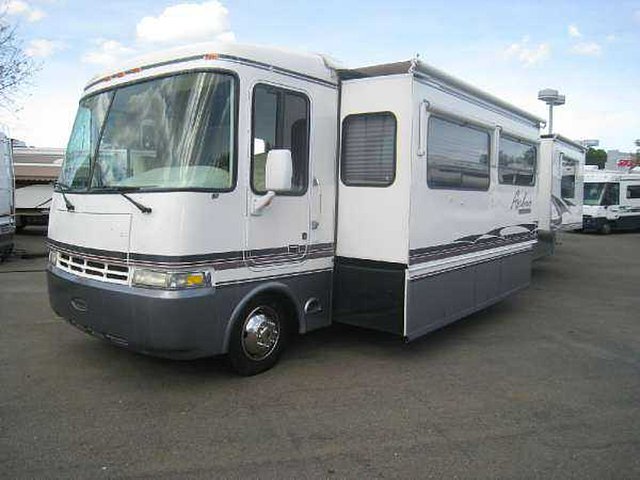 2004 Rexhall Aerbus Photo