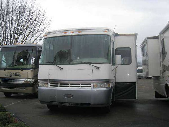 2004 Rexhall Aerbus Photo