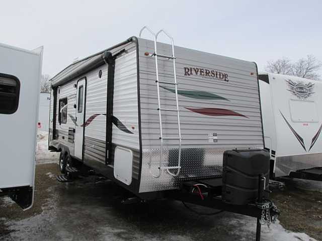 2015 Riverside RV Riverside Photo