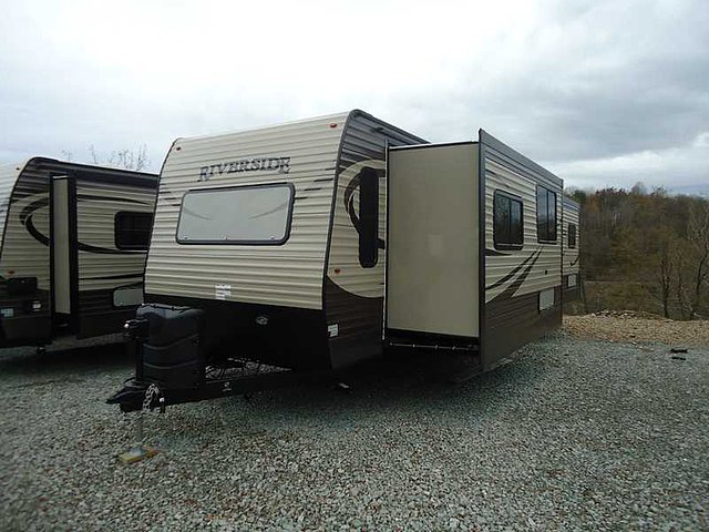2016 Riverside RV Riverside Photo