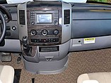 2015 Roadtrek Adventurous Photo #9