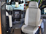 2015 Roadtrek Adventurous Photo #10