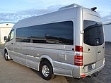 2015 Roadtrek Adventurous Photo #8