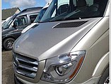 2015 Roadtrek Adventurous Photo #9