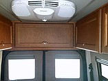 2015 Roadtrek Adventurous Photo #18