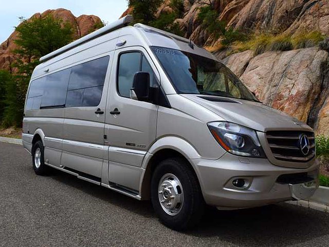 2015 Roadtrek Adventurous Photo