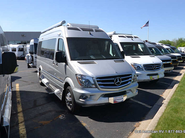 2015 Roadtrek Adventurous Photo