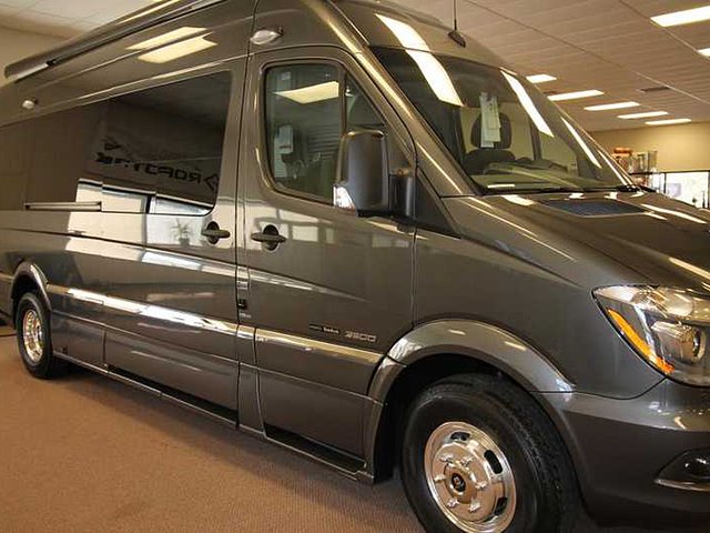 2015 Roadtrek E-Trek Photo
