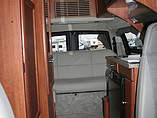 2013 Roadtrek Versatile Photo #10