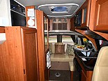 2015 Roadtrek Versatile Photo #9