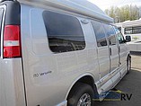 2015 Roadtrek Versatile Photo #10