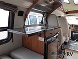 2015 Roadtrek Versatile Photo #19