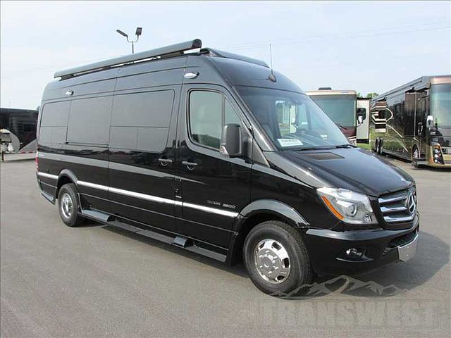 2015 Roadtrek RS Photo