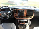 2015 Roadtrek Versatile Photo #13