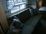 2005 R-Vision R-Vision Photo #8
