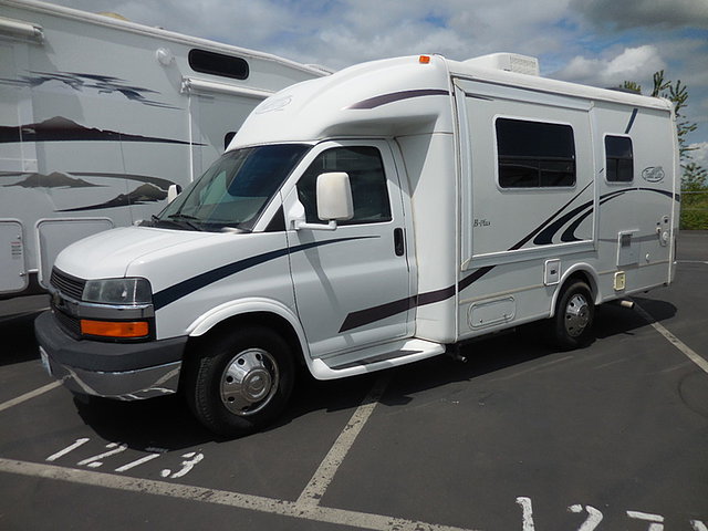 2003 R-Vision Trail-Lite Photo
