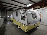 2015 Shasta Airflyte Photo #12