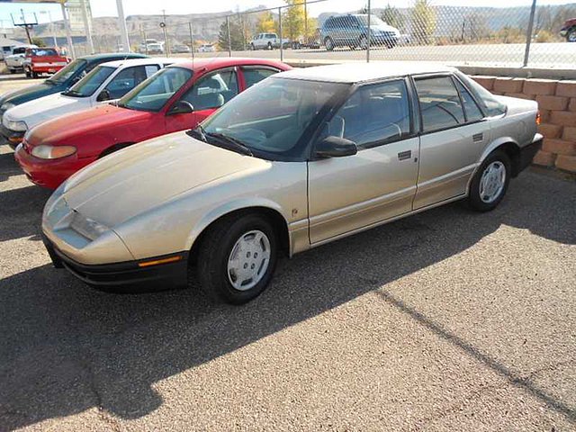 1995 Saturn Saturn Photo