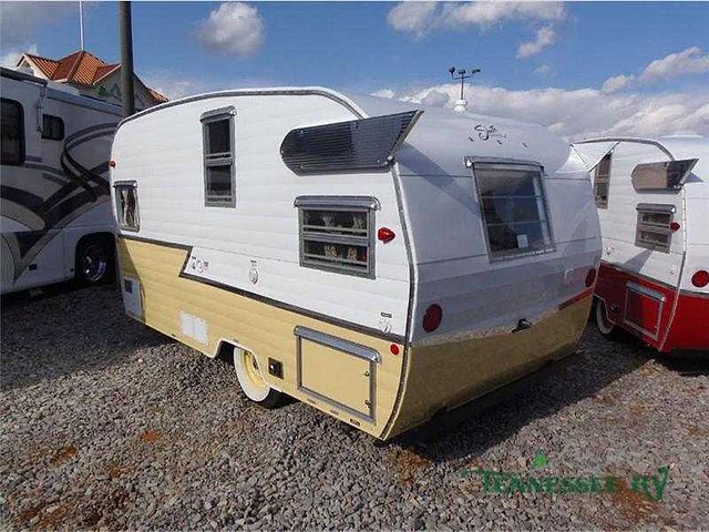 2015 Shasta Airflyte Photo