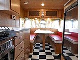 2015 Shasta Airflyte Photo #11