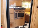 2016 Shasta Airflyte Photo #27