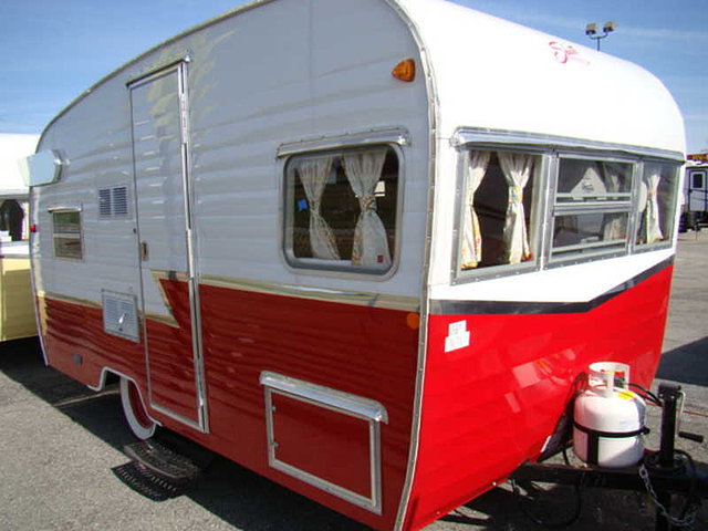 2015 Shasta Airflyte Photo