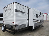 2015 Shasta Revere Photo #5