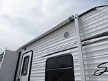 2015 Shasta Revere Photo #31
