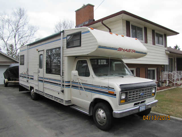 1990 Shasta Roadmaster Photo