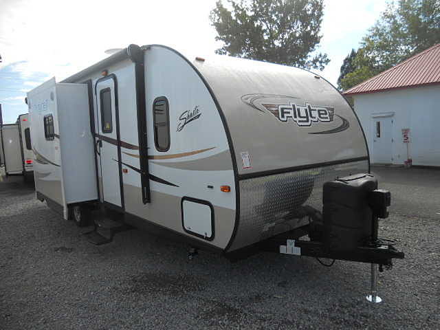 2015 Shasta Shasta Photo