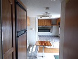 2002 Sportman RV Sportsmen Photo #17