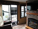 2016 Starcraft Autumn Ridge Photo #9