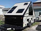 2015 Starcraft Comet Photo #3