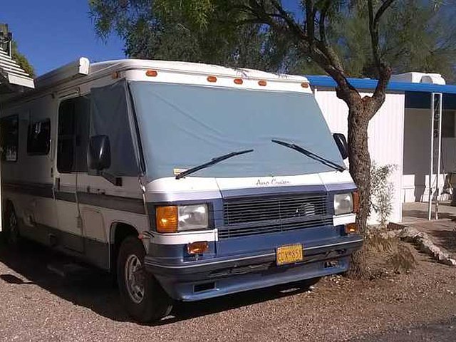 93 Sunrader