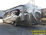 2015 Thor Industries Four Winds Photo #4