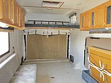 2000 Thor Industries Tahoe Photo #7