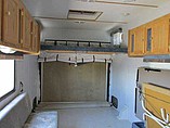 2000 Thor Industries Tahoe Photo #9