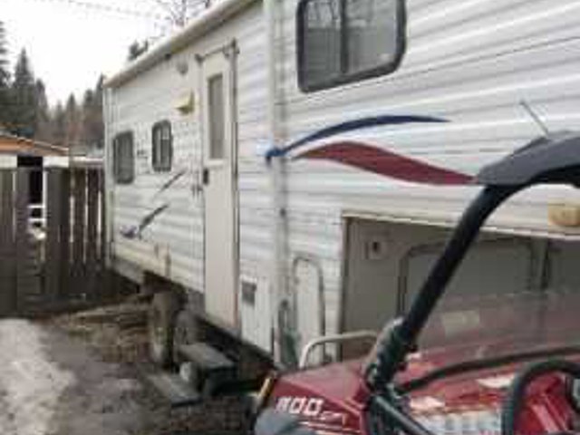 2003 Thor Industries Tahoe Photo