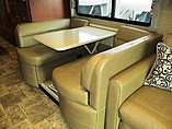 2014 Thor Motor Coach Photo #19