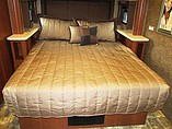 2014 Thor Motor Coach Photo #35