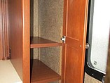 2014 Thor Motor Coach Photo #43