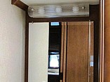 2012 Thor Motor Coach Photo #23