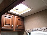 2012 Thor Motor Coach Photo #28