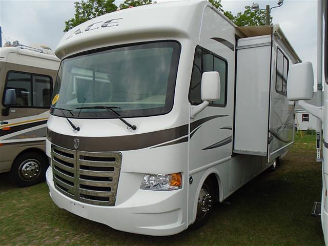 2012 Thor Motor Coach A.C.E. Photo