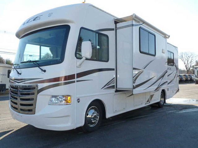 2013 Thor Motor Coach A.C.E. Photo