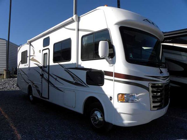 2013 Thor Motor Coach A.C.E. Photo