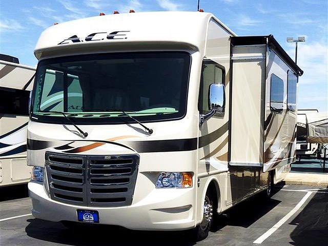 2015 Thor Motor Coach A.C.E. Photo