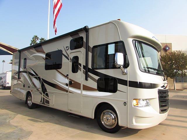 2015 Thor Motor Coach A.C.E. Photo