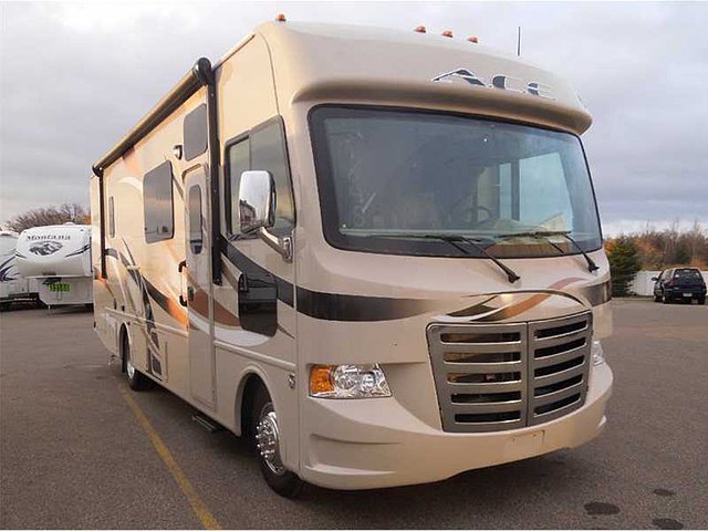 2015 Thor Motor Coach A.C.E. Photo