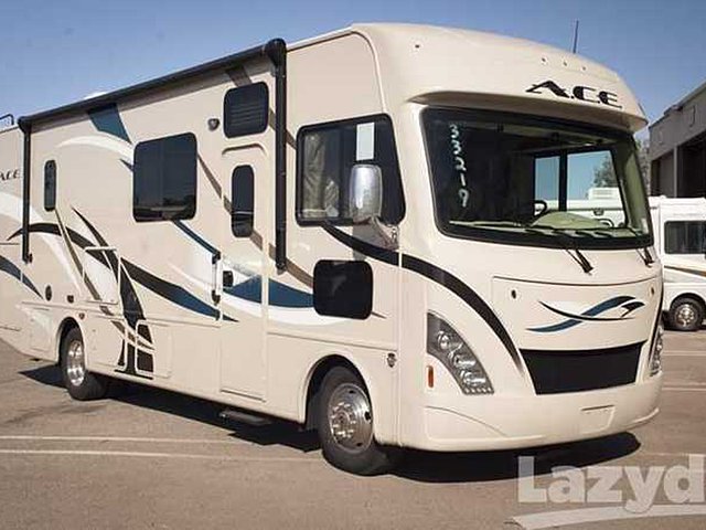 2016 Thor Motor Coach A.C.E. Photo
